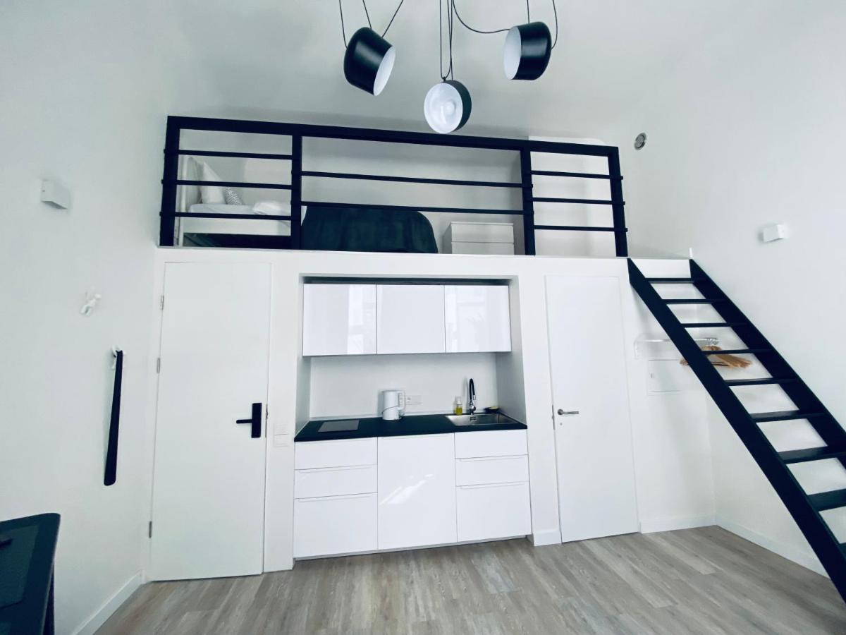 B&W Apartment Рига Екстер'єр фото